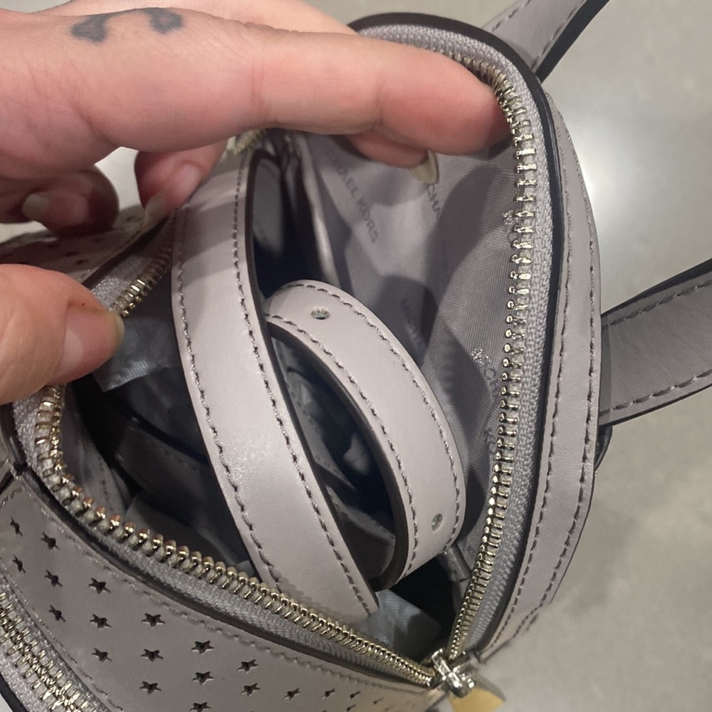 NWT michael kors rhea star mini backpack grey - Picture 9 of 13